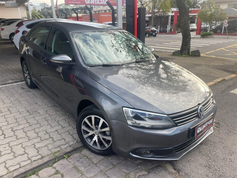 jetta 2.0 comfortline flex 4p tiptronic 2013 caxias do sul