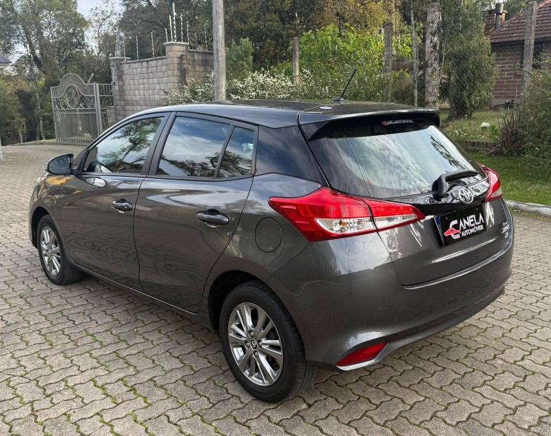 YARIS 1.5 XL PLUS CONNECT 16V FLEX 4P AUTOMÁTICO - 2022 - CANELA
