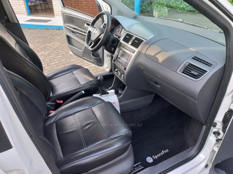 SPACEFOX 1.6 MI TREND 8V FLEX 4P MANUAL - 2018 - CAXIAS DO SUL