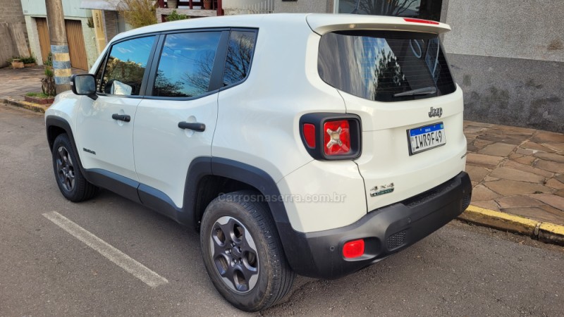 RENEGADE 2.0 16V TURBO DIESEL SPORT 4P 4X4 AUTOMÁTICO - 2016 - FLORES DA CUNHA