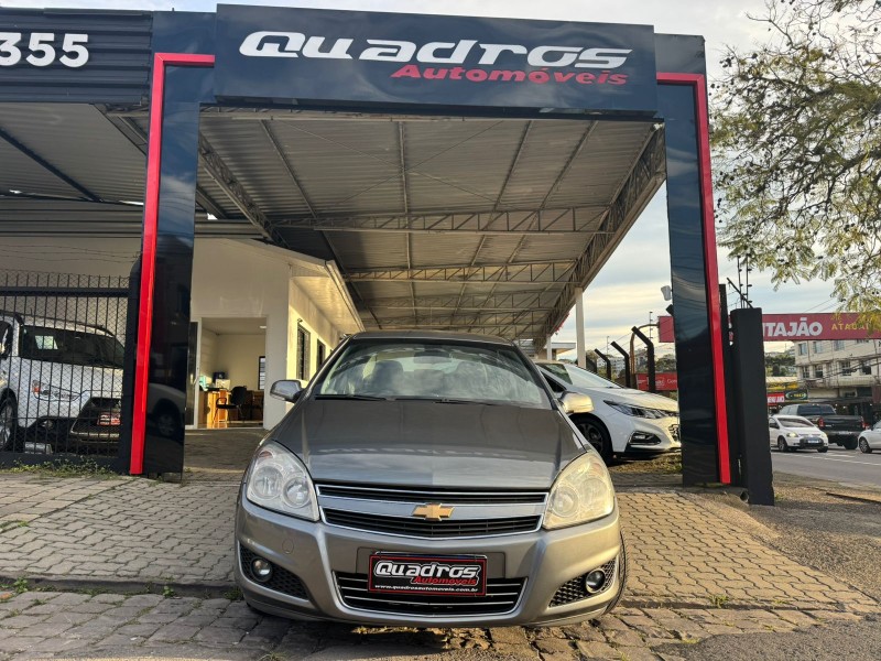 VECTRA 2.0 MPFI ELEGANCE 8V FLEX 4P AUTOMÁTICO - 2011 - CAXIAS DO SUL