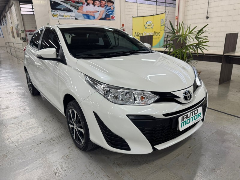 YARIS 1.3 XL LIVE 16V FLEX 4P AUTOMÁTICO