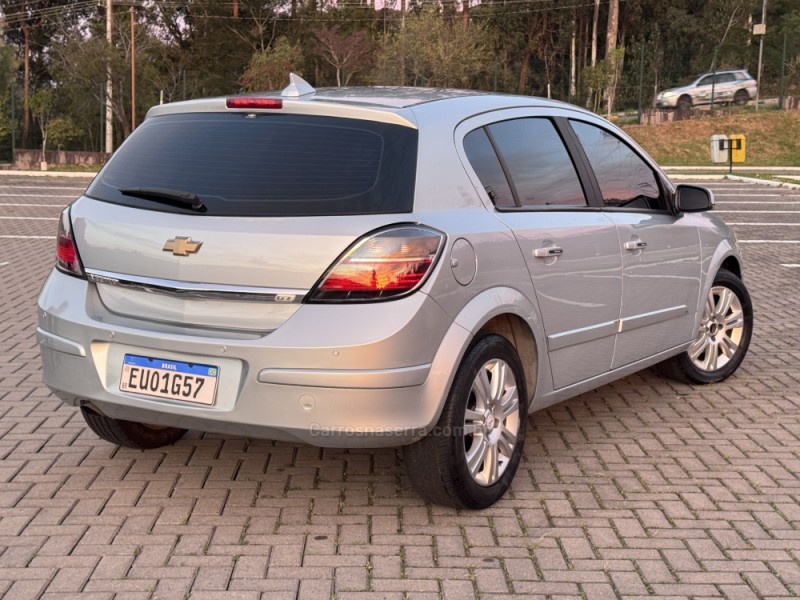 VECTRA 2.0 MPFI GT HATCH 8V FLEX 4P MANUAL - 2011 - CAXIAS DO SUL