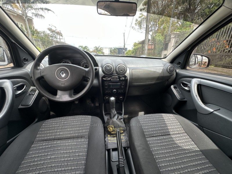 SANDERO 1.0 EXPRESSION 16V FLEX 4P MANUAL - 2014 - CAXIAS DO SUL