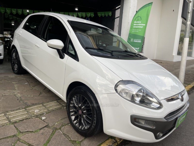 PUNTO 1.6 ESSENCE 16V FLEX 4P MANUAL - 2014 - BENTO GONçALVES