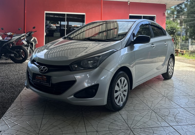HB20S 1.6 COMFORT PLUS 16V FLEX 4P AUTOMÁTICO