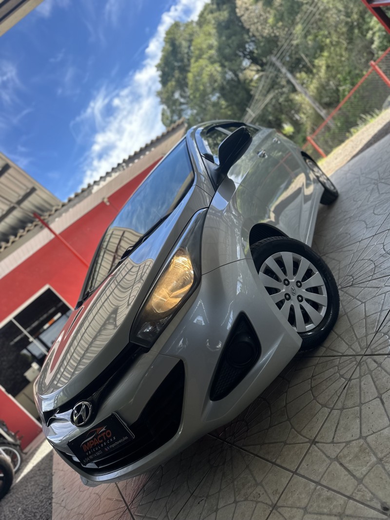 HB20S 1.6 COMFORT PLUS 16V FLEX 4P AUTOMÁTICO - 2015 - CAXIAS DO SUL