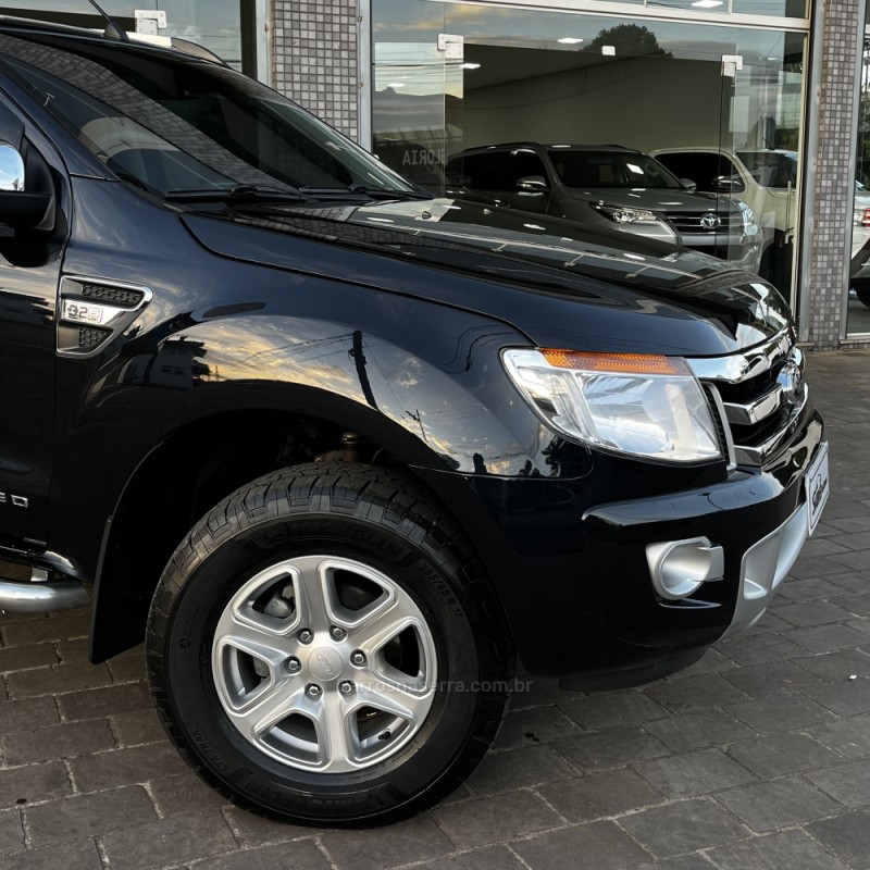 RANGER 3.2 LIMITED 4X4 CD 20V DIESEL 4P AUTOMÁTICO - 2015 - VACARIA