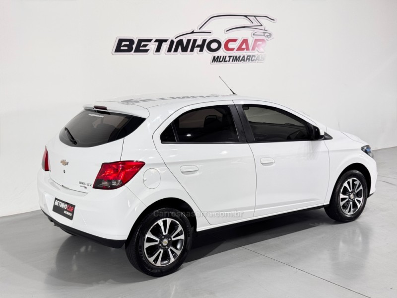 ONIX 1.4 MPFI LTZ 8V FLEX 4P MANUAL - 2016 - ESTâNCIA VELHA