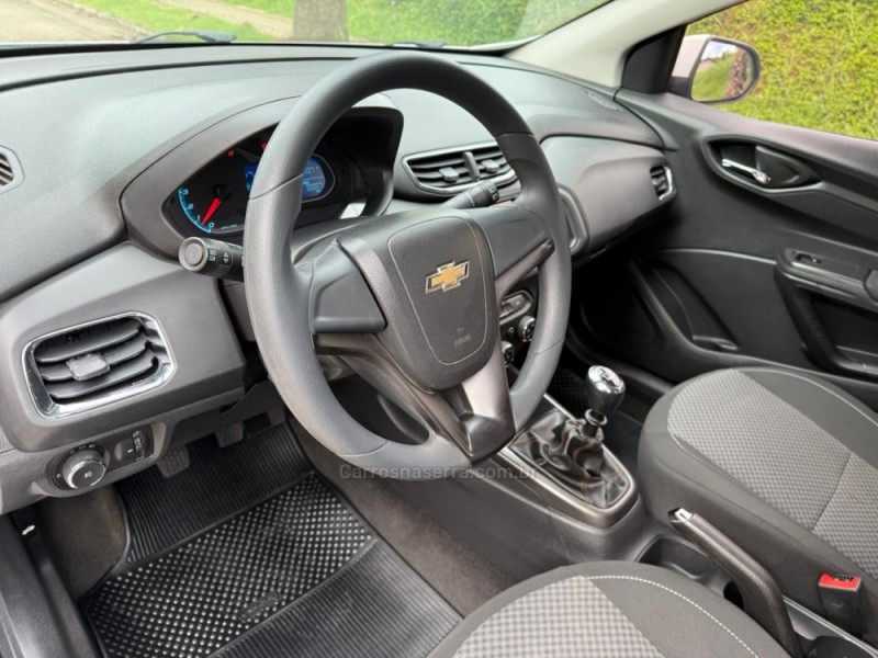 ONIX 1.4 MPFI LTZ 8V FLEX 4P MANUAL - 2014 - IVOTI