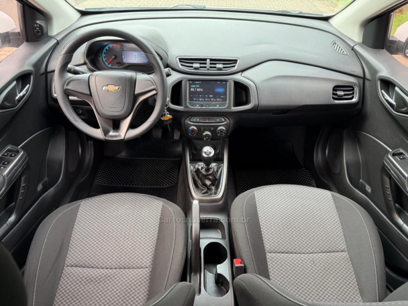 ONIX 1.4 MPFI LTZ 8V FLEX 4P MANUAL - 2014 - IVOTI