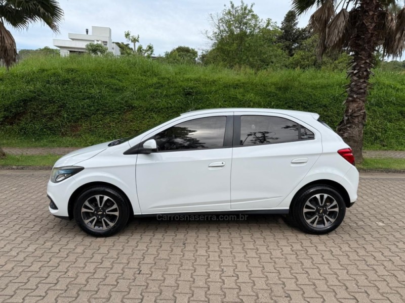ONIX 1.4 MPFI LTZ 8V FLEX 4P MANUAL - 2014 - IVOTI