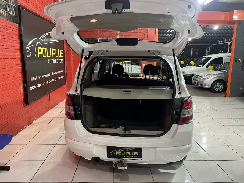 SPIN 1.8 LT 8V FLEX 4P AUTOMÁTICO - 2014 - CAXIAS DO SUL