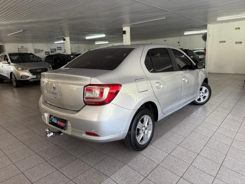 LOGAN 1.6 EXPRESSION 8V FLEX 4P MANUAL - 2017 - NOVO HAMBURGO