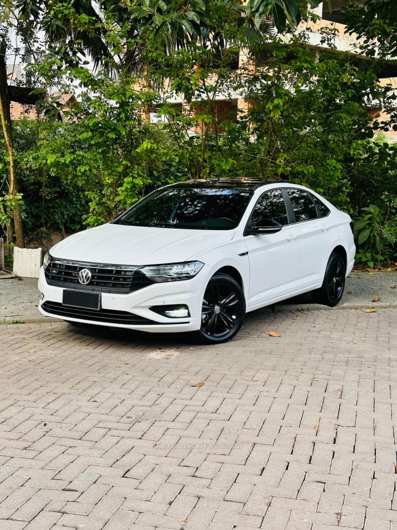 JETTA 1.4 R-LINE 250 16V TSI FLEX 4P AUTOMÁTICO