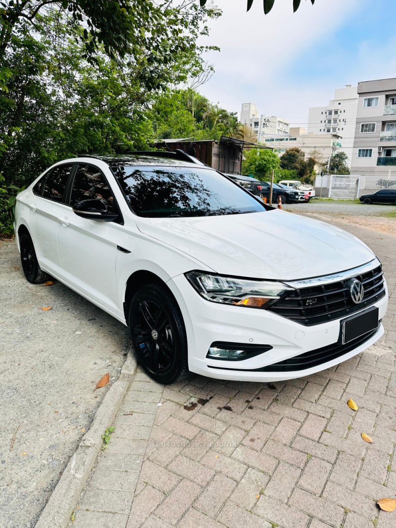 JETTA 1.4 R-LINE 250 16V TSI FLEX 4P AUTOMÁTICO - 2020 - TAPEJARA
