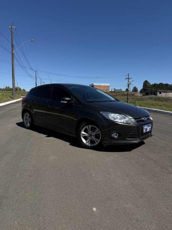 FOCUS 1.6 SE 16V FLEX 4P MANUAL