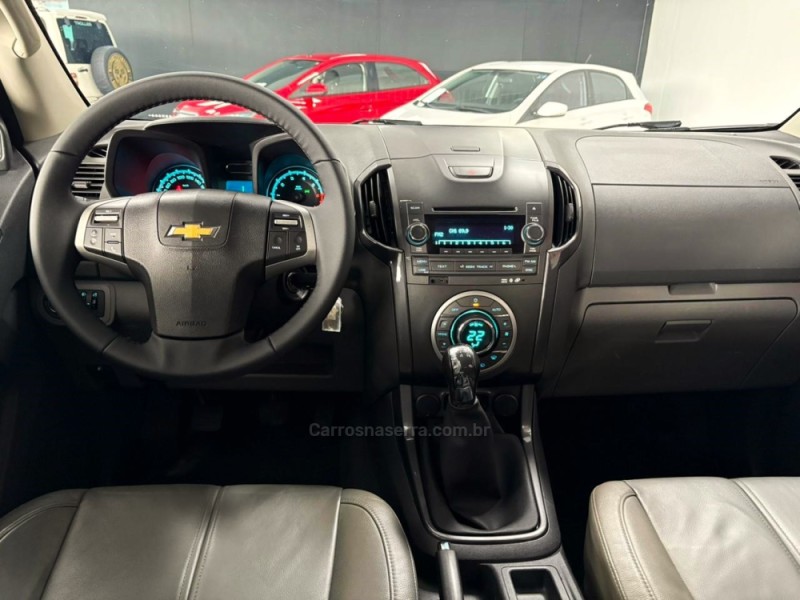 S10 2.4 LTZ 4X2 CD 8V FLEX 4P MANUAL - 2013 - CAMPINAS DO SUL