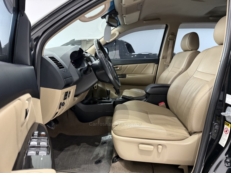 HILUX SW4 3.0 SRV 4X4 16V TURBO INTERCOOLER DIESEL 4P AUTOMÁTICO - 2015 - ERECHIM