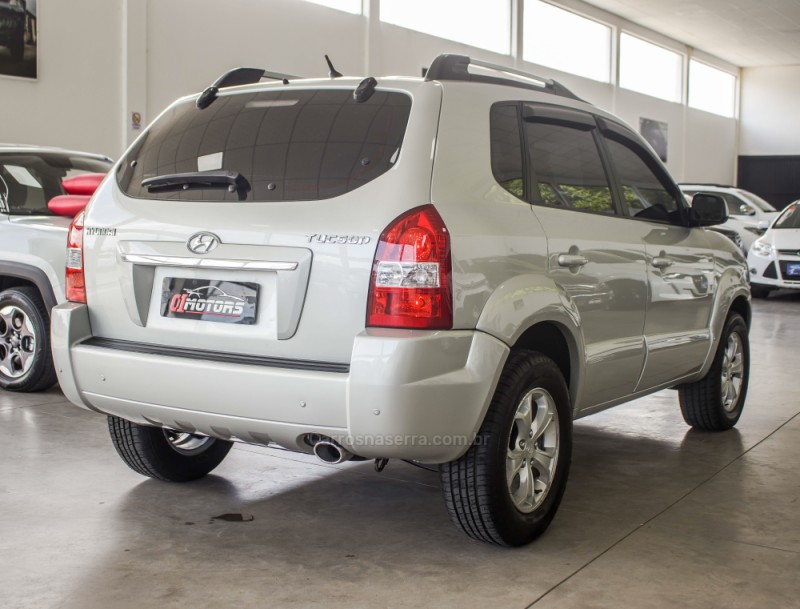 TUCSON 2.0 MPFI GL 16V 2WD GASOLINA 4P AUTOMÁTICO - 2012 - NOVO HAMBURGO