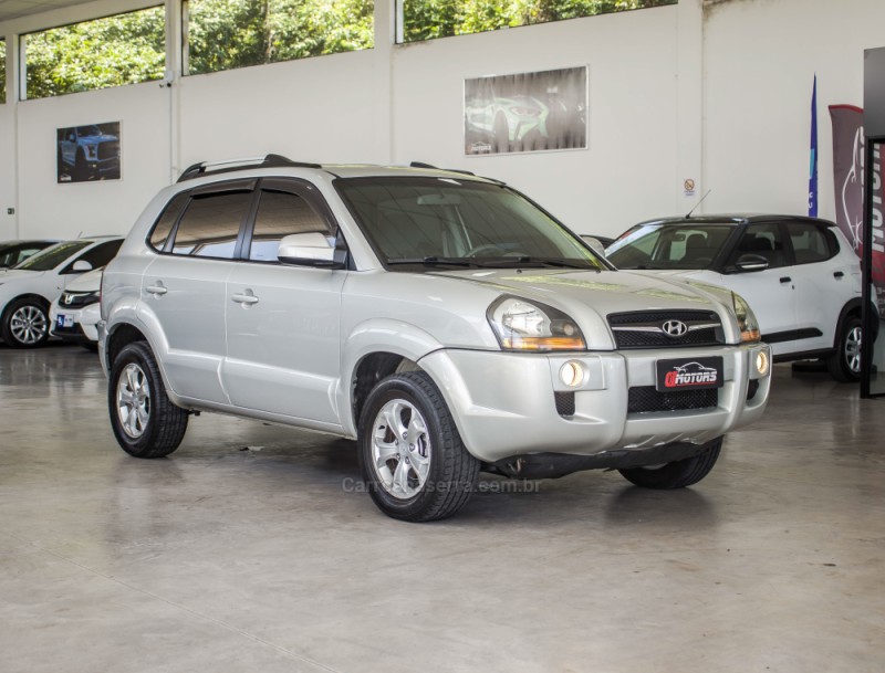 tucson 2.0 mpfi gl 16v 2wd gasolina 4p automatico 2012 novo hamburgo