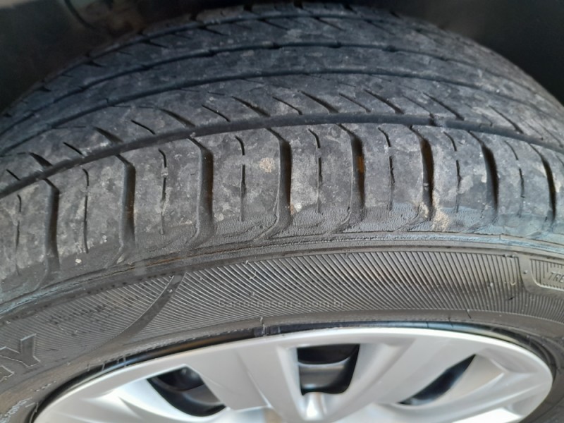 FOX 1.6 MI 8V FLEX 4P AUTOMATIZADO - 2012 - VERANóPOLIS