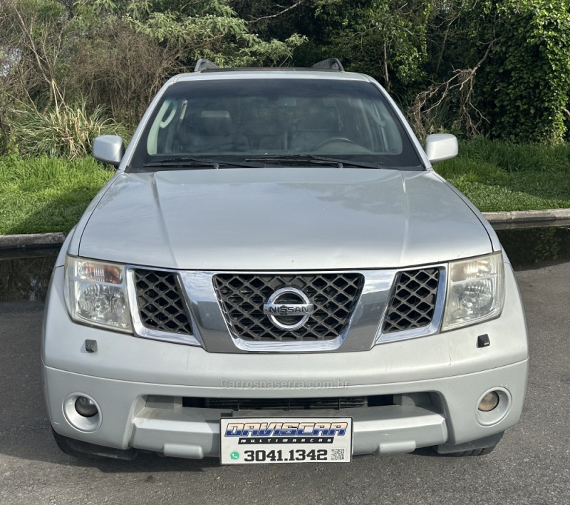 PATHFINDER 2.5 LE 4X4 TURBO INTERCOOLER DIESEL 4P AUTOMÁTICO - 2006 - CAXIAS DO SUL