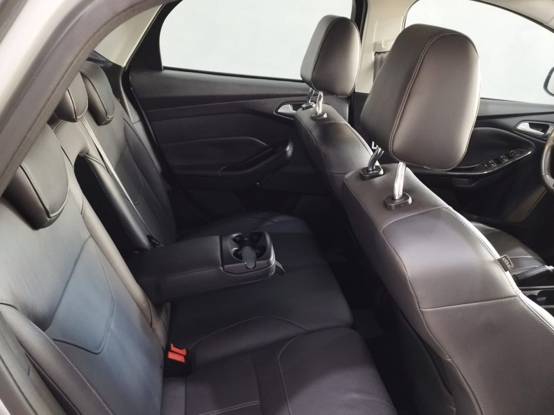 FOCUS 2.0 TITANIUM PLUS HATCH 16V FLEX 4P AUTO - 2016 - CAXIAS DO SUL