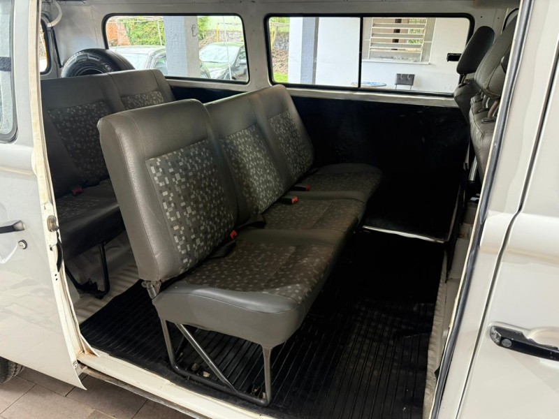 KOMBI 1.4 MI STD 8V FLEX 3P MANUAL - 2014 - FARROUPILHA