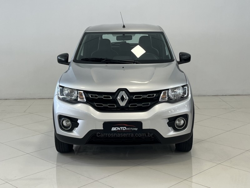 KWID 1.0 12V SCE FLEX INTENSE MANUAL - 2019 - BENTO GONçALVES