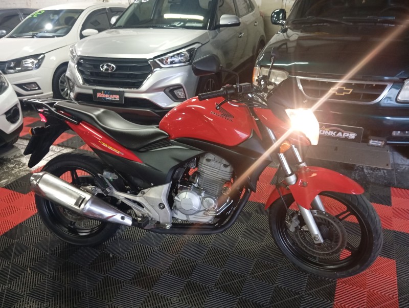CB 300R ABS - 2012 - CAXIAS DO SUL