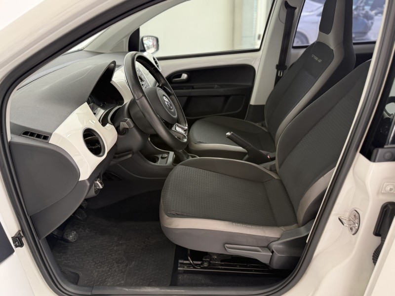 UP 1.0 CROSS T.FLEX 12V 4P MANUAL - 2015 - CAXIAS DO SUL