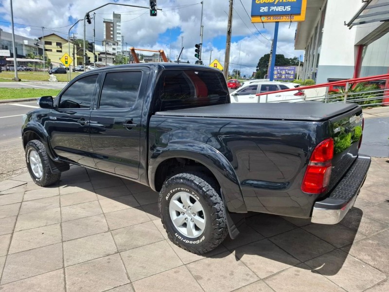 HILUX 2.7 SRV 4X4 CD 16V FLEX 4P AUTOMÁTICO - 2013 - FARROUPILHA