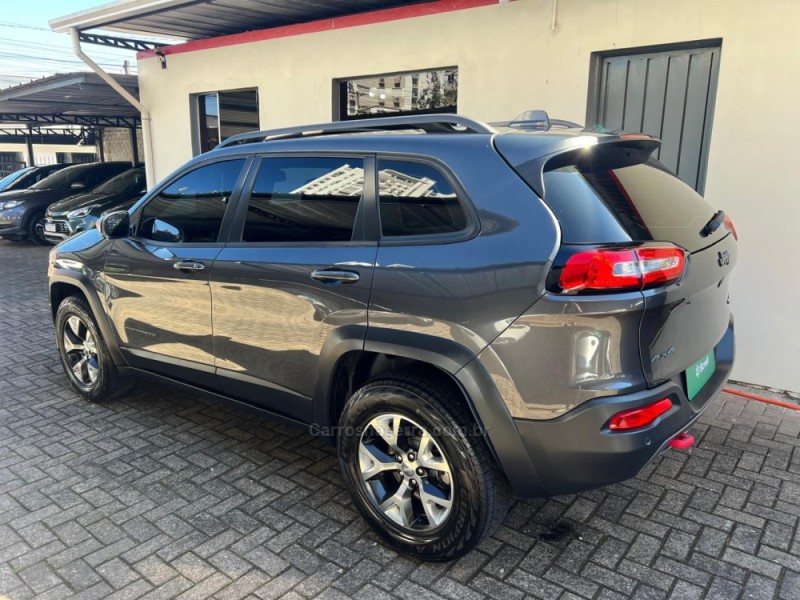 CHEROKEE 3.2 TRAILHAWK 4X4 V6 24V GASOLINA 4P AUTOMÁTICO - 2015 - NOVO HAMBURGO