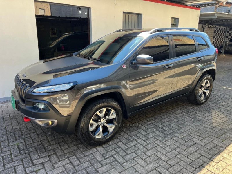 CHEROKEE 3.2 TRAILHAWK 4X4 V6 24V GASOLINA 4P AUTOMÁTICO - 2015 - NOVO HAMBURGO