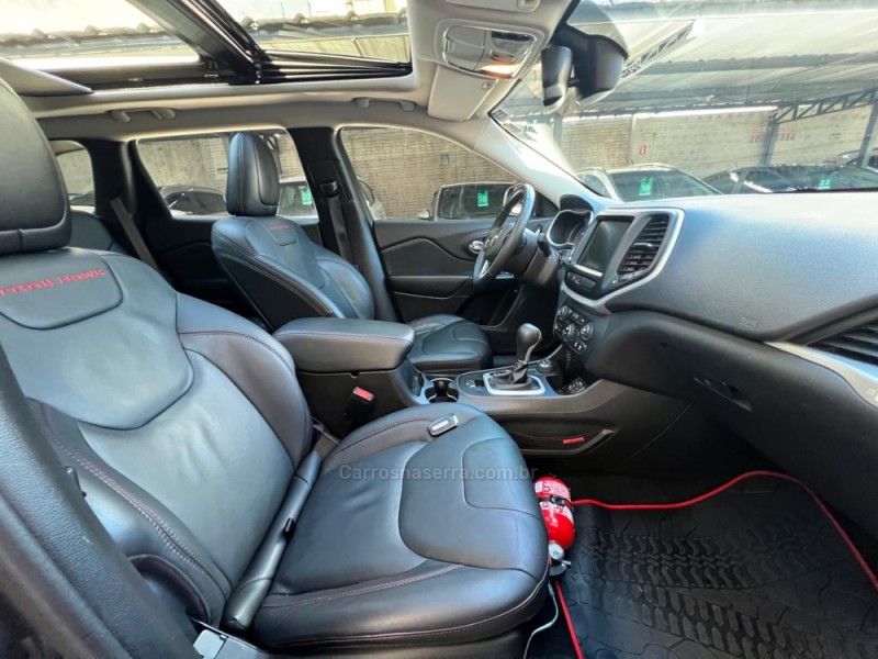 CHEROKEE 3.2 TRAILHAWK 4X4 V6 24V GASOLINA 4P AUTOMÁTICO - 2015 - NOVO HAMBURGO