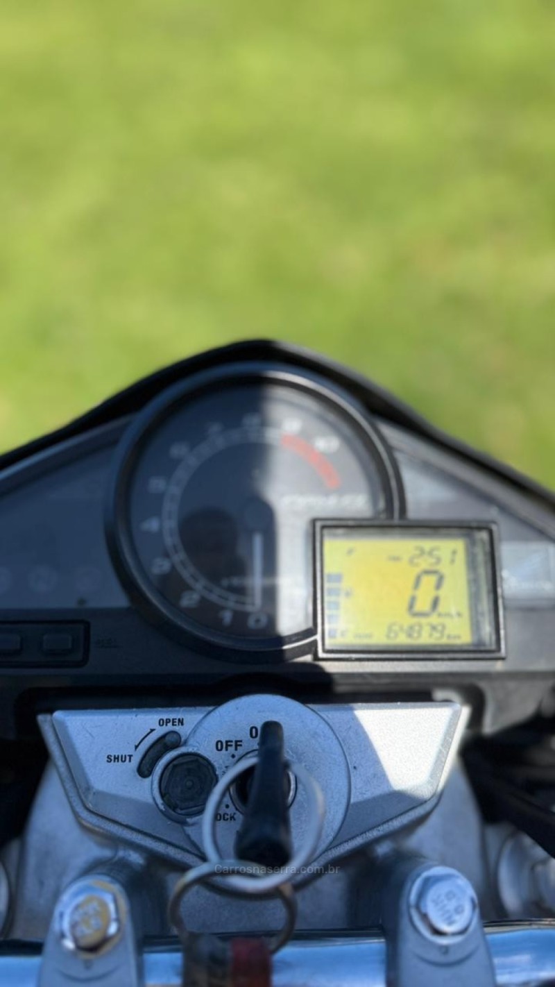 CB 300R ABS - 2010 - CAXIAS DO SUL
