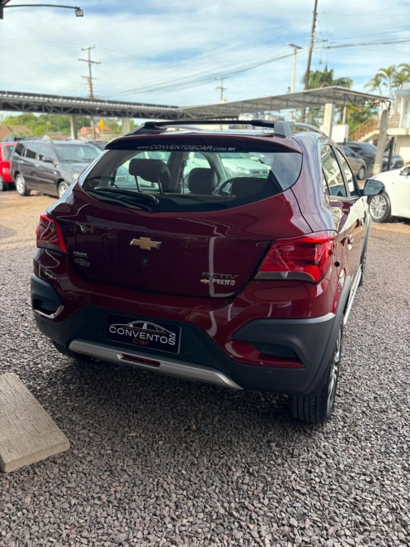 ONIX 1.4 MPFI ACTIV 8V FLEX 4P MANUAL - 2018 - LAJEADO