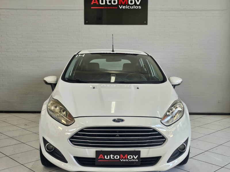 FIESTA 1.6 SE HATCH PLUS 16V FLEX 4P MANUAL - 2014 - CAXIAS DO SUL