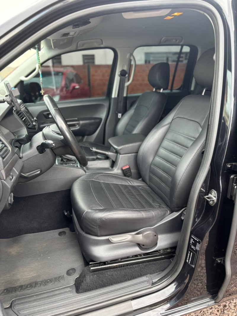 AMAROK 2.0 TRENDLINE 4X4 CD 16V TURBO INTERCOOLER DIESEL 4P AUTOMÁTICO - 2018 - LAJEADO