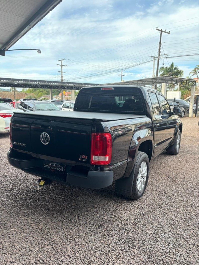 AMAROK 2.0 TRENDLINE 4X4 CD 16V TURBO INTERCOOLER DIESEL 4P AUTOMÁTICO - 2018 - LAJEADO