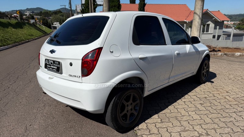 CELTA 1.0 MPFI LT 8V FLEX 4P MANUAL - 2012 - DOIS IRMãOS