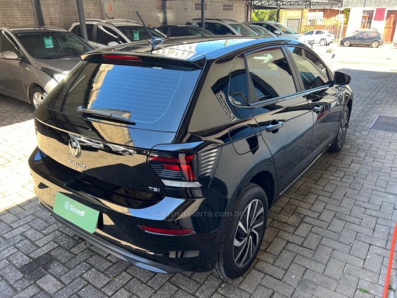 POLO 1.0 170 TSI 12V HIGHLINE FLEX 4P AUTOMÁTICO - 2023 - NOVO HAMBURGO
