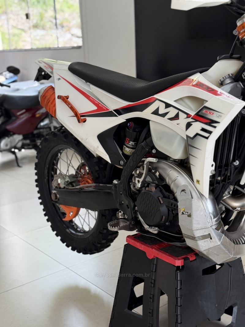 300 TS  - 2023 - FARROUPILHA