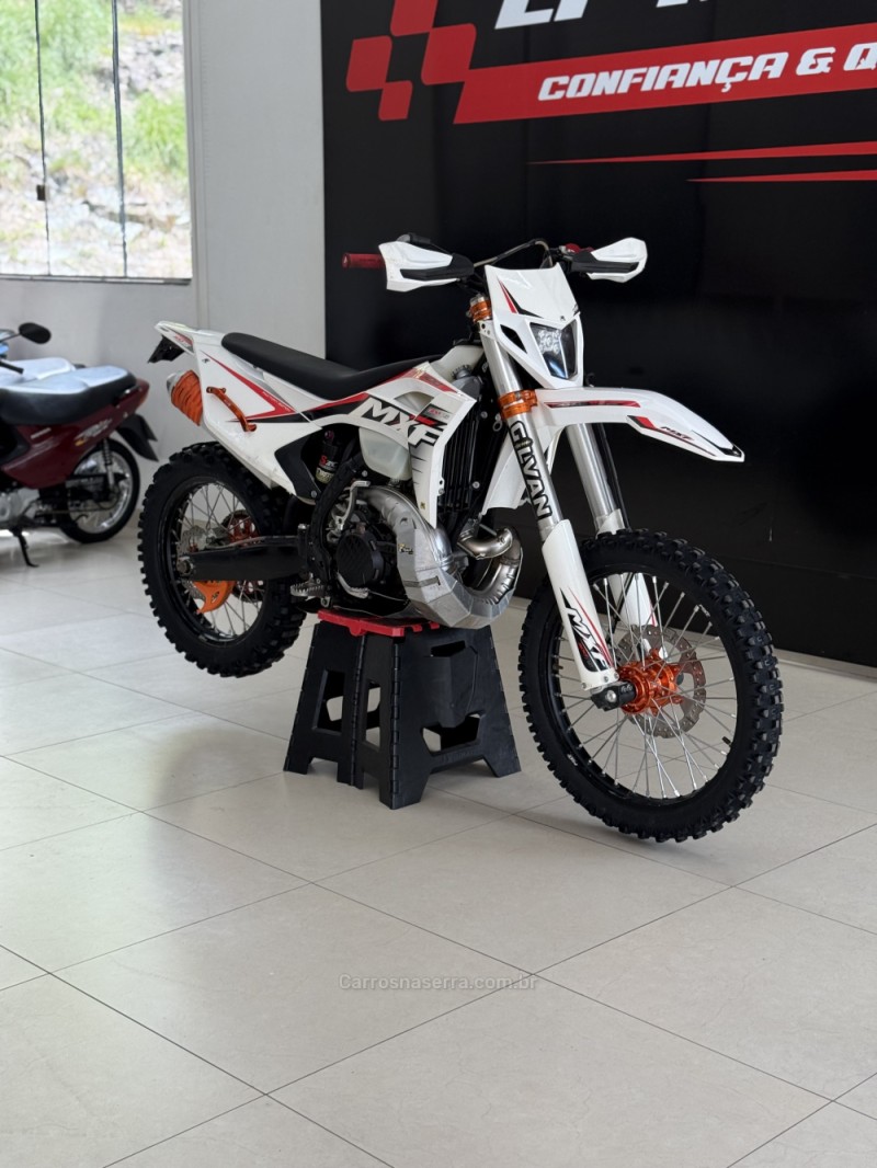 300 TS  - 2023 - FARROUPILHA