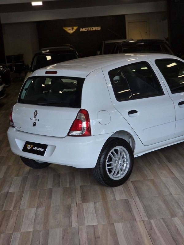 CLIO 1.0 EXPRESSION 16V FLEX 4P MANUAL - 2015 - CAXIAS DO SUL