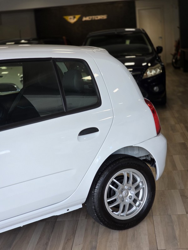 CLIO 1.0 EXPRESSION 16V FLEX 4P MANUAL - 2015 - CAXIAS DO SUL