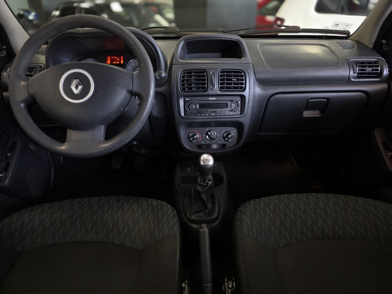CLIO 1.0 EXPRESSION 16V FLEX 4P MANUAL - 2015 - CAXIAS DO SUL