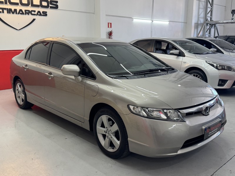 CIVIC 1.8 LXS 16V FLEX 4P MANUAL - 2008 - CAXIAS DO SUL