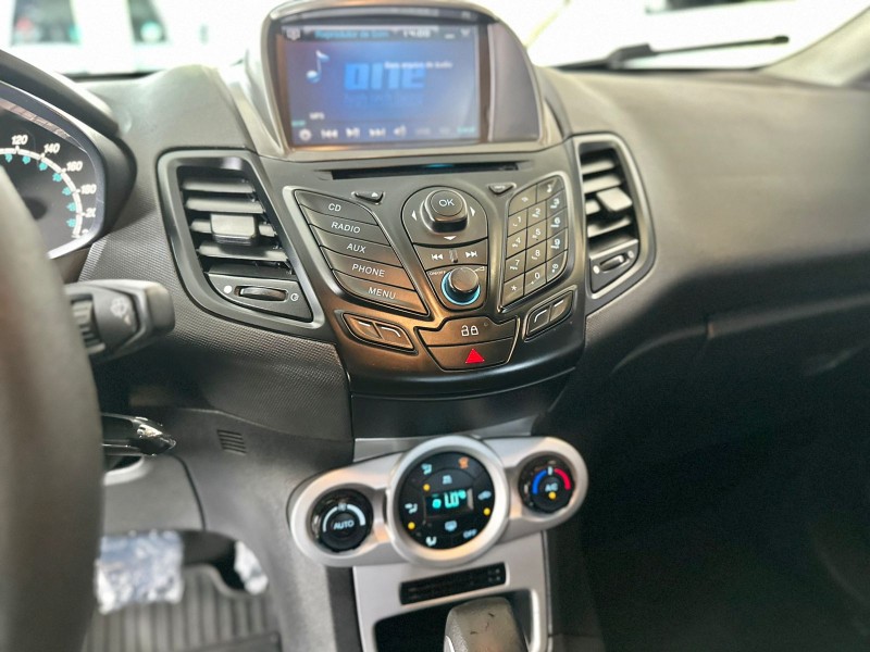 FIESTA 1.6 SE HATCH 16V FLEX 4P AUTOMÁTICO - 2015 - CAXIAS DO SUL